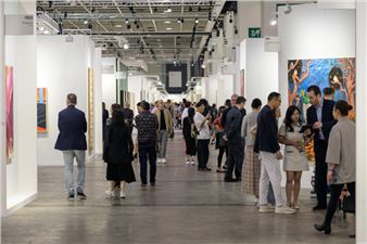 The Highlights from This Year’s Rejuvenated Art Basel Hong Kong